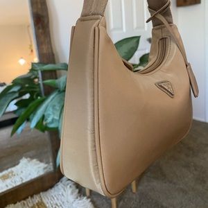 Beige nylon re-edition shoulder bag